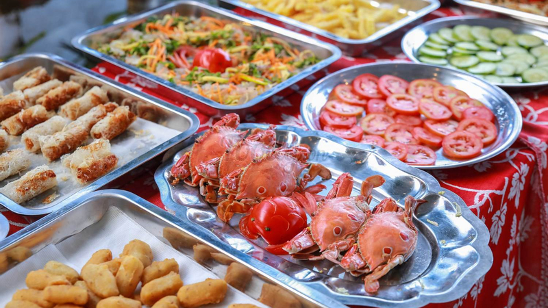 Quán lẩu nướng gần biển Mỹ Khê