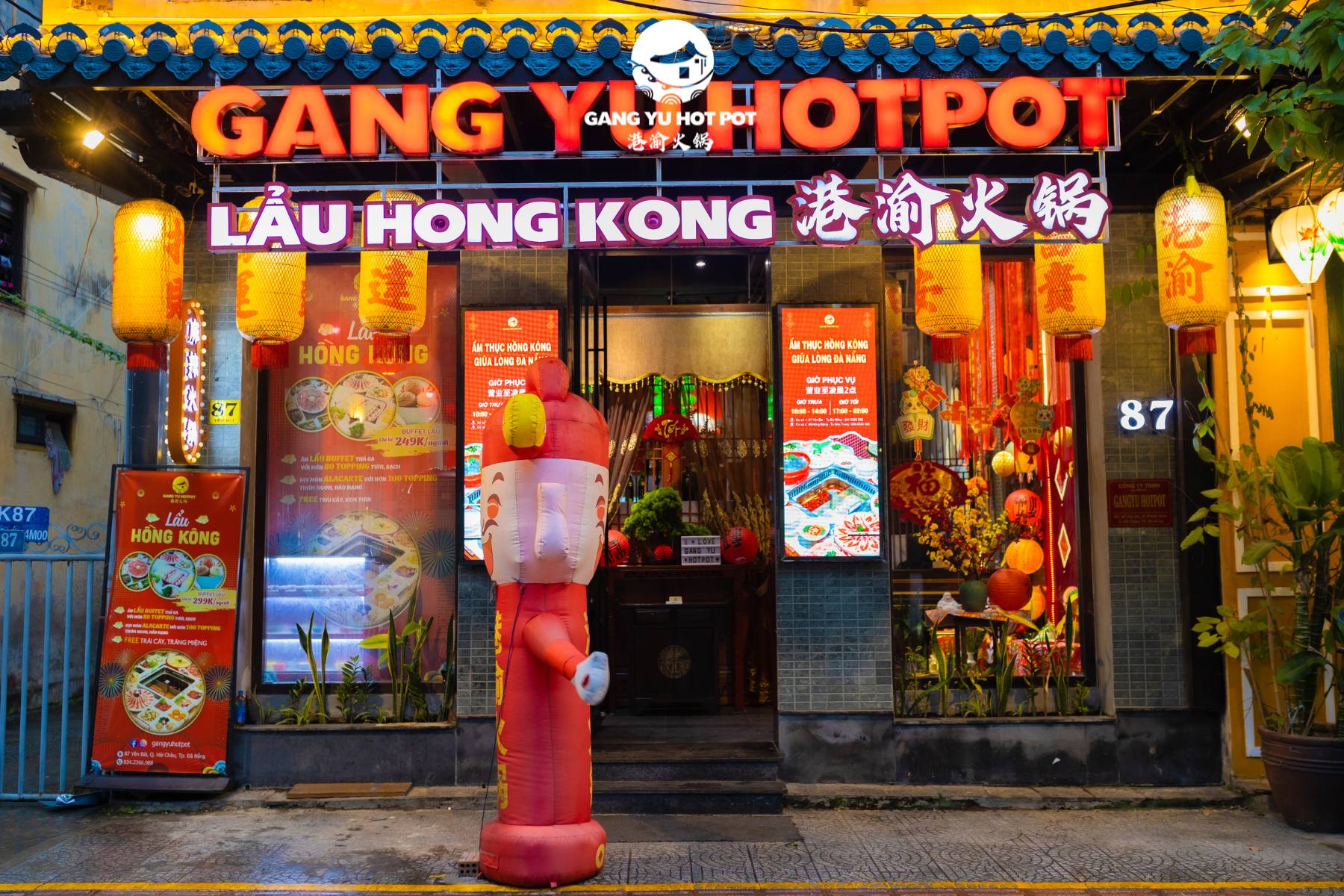 Quán lẩu nướng gần Cầu Rồng